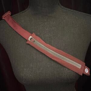 Lululemon Fast and Free Run Belt Mini